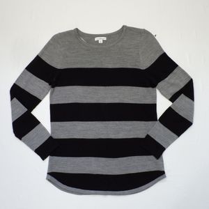 Croft & Barrow womens sweater shirt size S black and gray